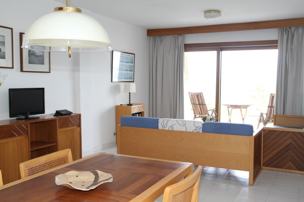 Apartamentos Marina Port de Pollença Chambre photo